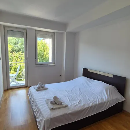Апартаменты Skyline View Location Скопье