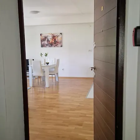 Skyline View Location Апартаменты
